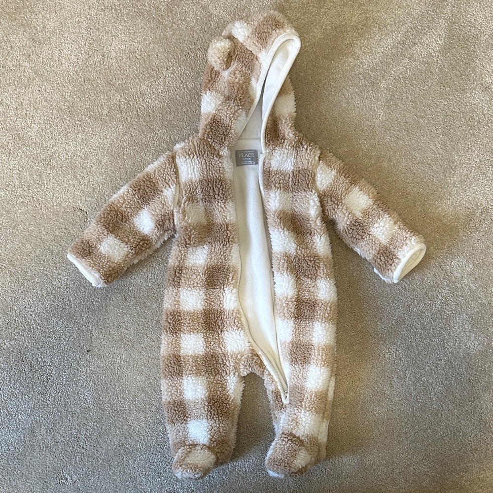 The Children's Place Tan and Cream Checkered Fleece